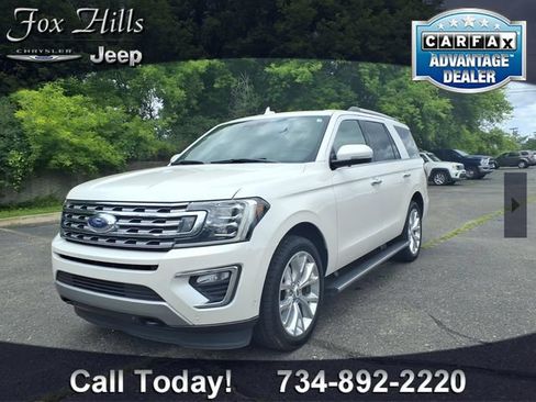 Used 2018 Ford Expedition Limited w/ Equipment Group 302A AWD/4WD image 3