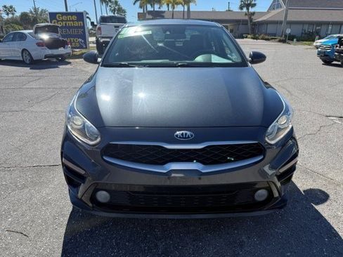 Used 2019 Kia Forte LXS image 2