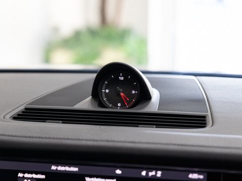 Used 2021 Porsche Panamera image 22