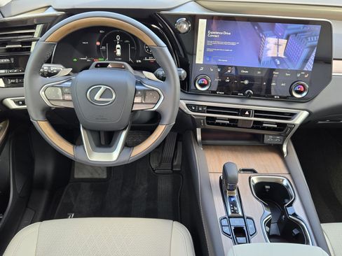 Used 2026 Lexus RX 350 w/ Convenience Package image 21