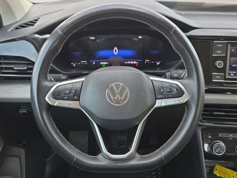 Used 2024 Volkswagen Taos S w/ MDO Package FWD image 9