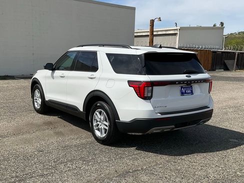 New 2026 Ford Explorer Active w/ Active Comfort Package image 5
