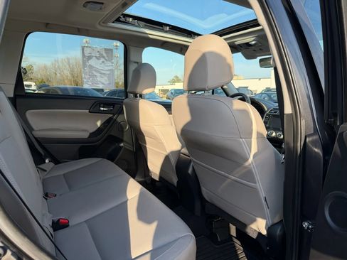 Used 2018 Subaru Forester 2.5i Limited image 20