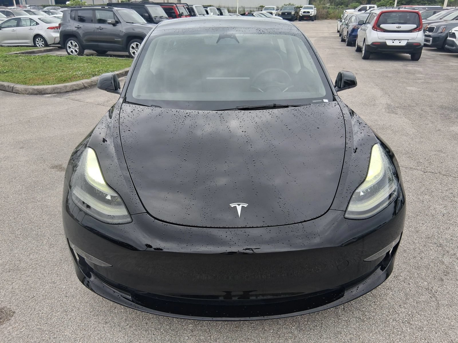 Used 2023 Tesla Model 3 Standard Range RWD image 2