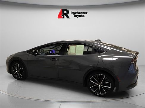Certified 2024 Toyota Prius XLE image 7