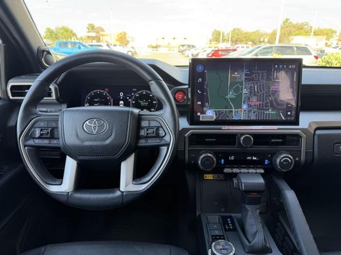 Used 2025 Toyota 4Runner TRD Off-Road Premium w/ Tow Technology Package AWD/4WD image 29