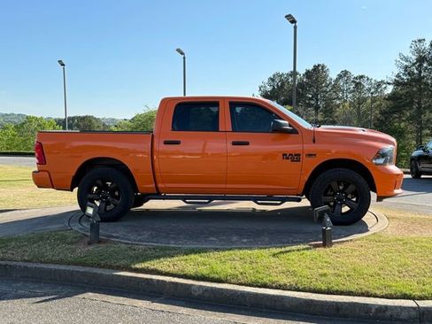 Used 2019 RAM 1500 Express w/ Express Value Package image 8