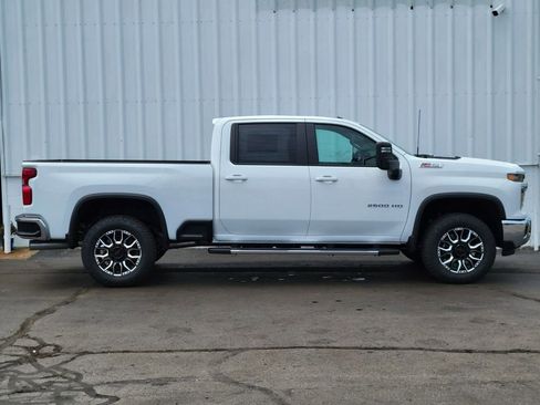 New 2025 Chevrolet Silverado 2500 LT w/ Safety Package AWD/4WD image 2