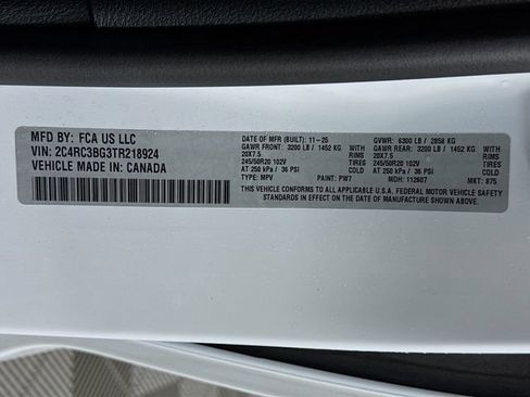 New 2026 Chrysler Pacifica Select w/ S Appearance Package image 32