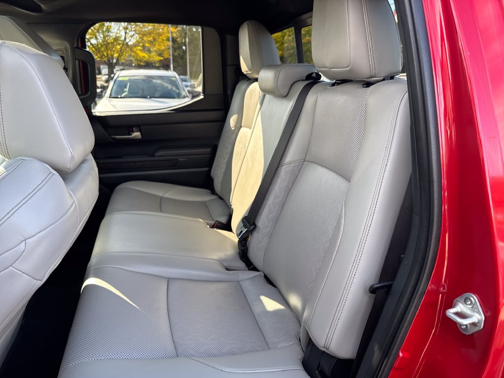 Used 2024 Toyota Tacoma Limited AWD/4WD image 37