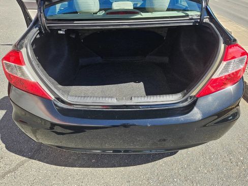 Used 2012 Honda Civic LX image 11