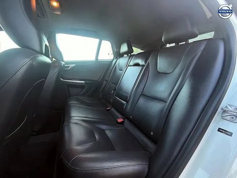 Used 2015 Volvo V60 T5 Premier FWD image 33