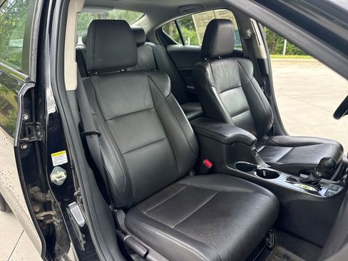 Used 2013 Acura ILX w/ Technology Package image 33