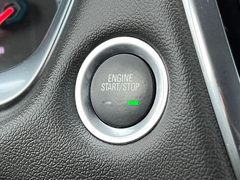 Certified 2023 Chevrolet Traverse LT w/ LPO, Floor Liner Package image 30