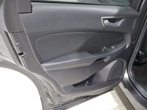 Used 2019 Ford Edge SE AWD/4WD image 18