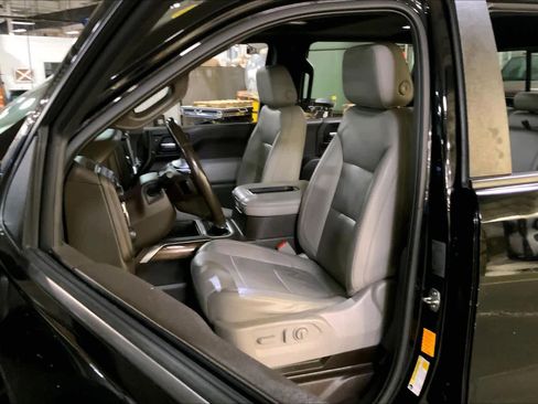 Used 2019 Chevrolet Silverado 1500 RST w/ All-Star Edition image 8