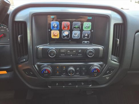 Used 2018 Chevrolet Silverado 1500 LT w/ All Star Edition AWD/4WD image 17