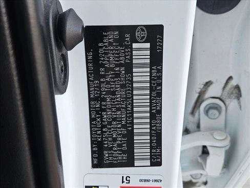 Used 2020 Toyota Camry LE image 23