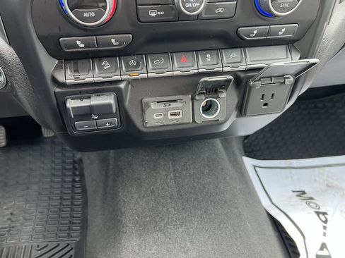 Certified 2020 Chevrolet Silverado 1500 LT w/ All-Star Edition image 21