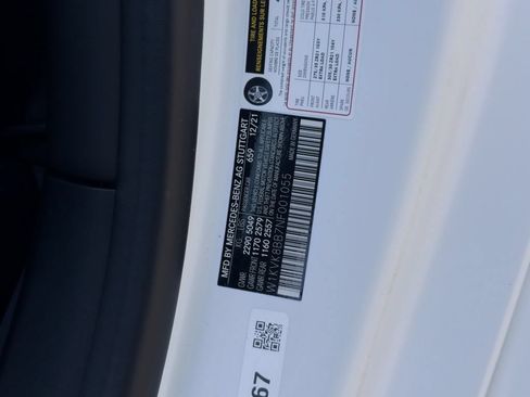 Used 2022 Mercedes-Benz SL 63 AMG 4MATIC w/ Driver Assistance Package image 27