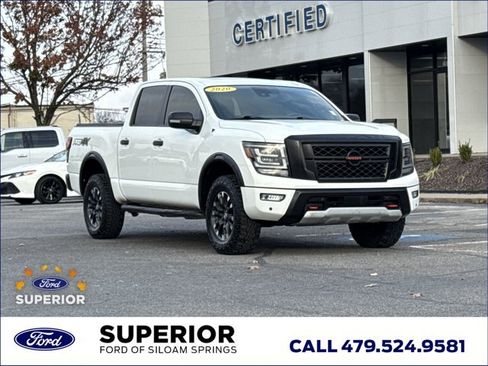 Used 2020 Nissan Titan PRO-4X w/ Pro-4x Convenience Package image 1