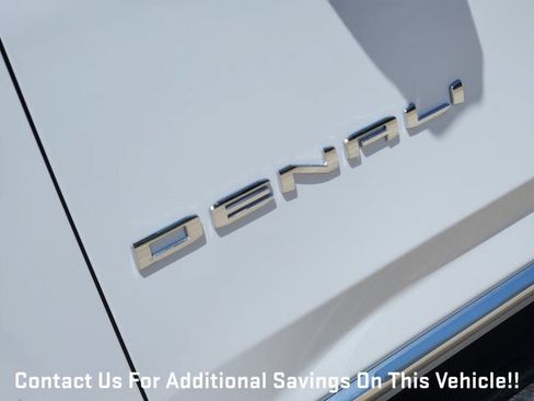 New 2026 GMC Yukon XL Denali w/ LPO, Floor Liner Package AWD/4WD image 8