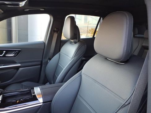 New 2026 Mercedes-Benz GLC 300 4MATIC image 13