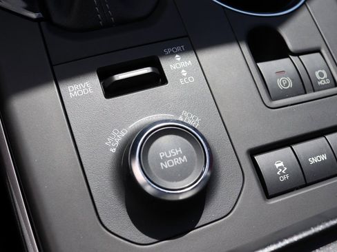 Used 2022 Toyota Highlander XSE image 46