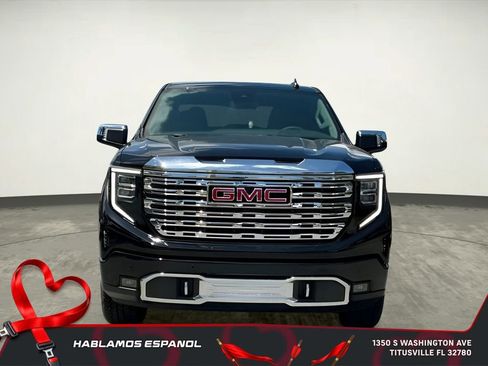 New 2025 GMC Sierra 1500 Denali image 9