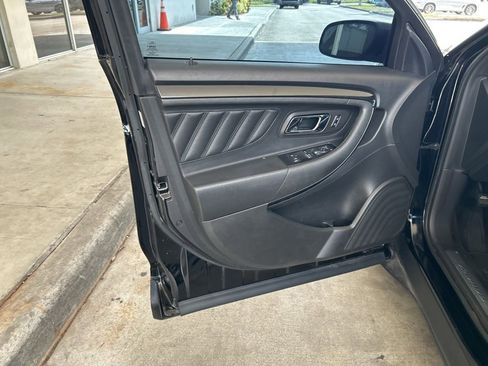 Used 2017 Ford Taurus SHO w/ Sho Performance Package AWD/4WD image 35