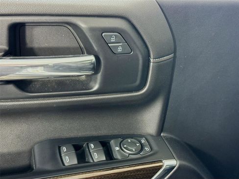 Used 2019 Chevrolet Silverado 1500 LT w/ All-Star Edition AWD/4WD image 11