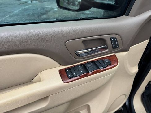 Used 2012 Chevrolet Silverado 2500 LTZ w/ LTZ Plus Package image 8