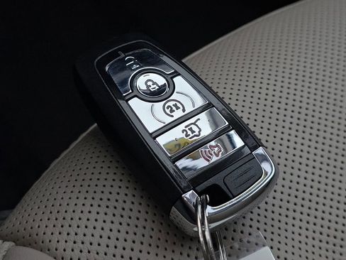 Used 2023 Lincoln Aviator Reserve w/ Elements Package Plus image 35