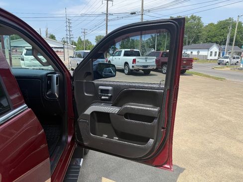 Used 2015 Chevrolet Silverado 1500 LTZ AWD/4WD image 16