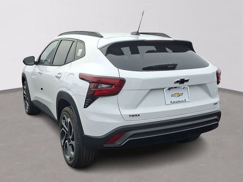 New 2026 Chevrolet Trax RS image 3