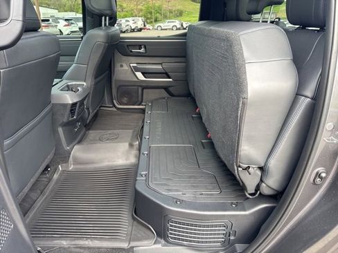 Used 2023 Toyota Tundra Platinum AWD/4WD image 7
