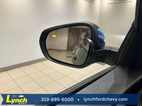 New 2026 Chevrolet Trax LT w/ Sunroof Package FWD image 12