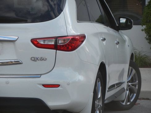 Used 2014 INFINITI QX60 FWD w/ Deluxe Touring Package image 20