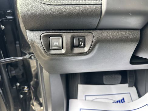 Used 2021 GMC Acadia SLT w/ Trailering Package image 17