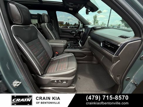 Used 2026 GMC Yukon AT4 Ultimate AWD/4WD image 34