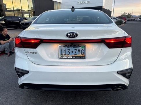 Used 2020 Kia Forte LXS FWD image 16