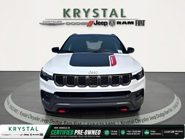 Certified 2025 Jeep Compass Trailhawk w/ Trailhawk Elite Group AWD/4WD image 3