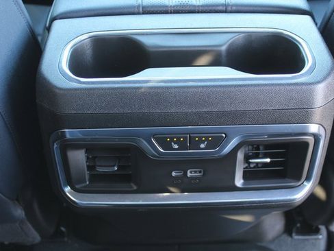 Used 2025 Chevrolet Silverado 2500 High Country w/ Technology Package image 21