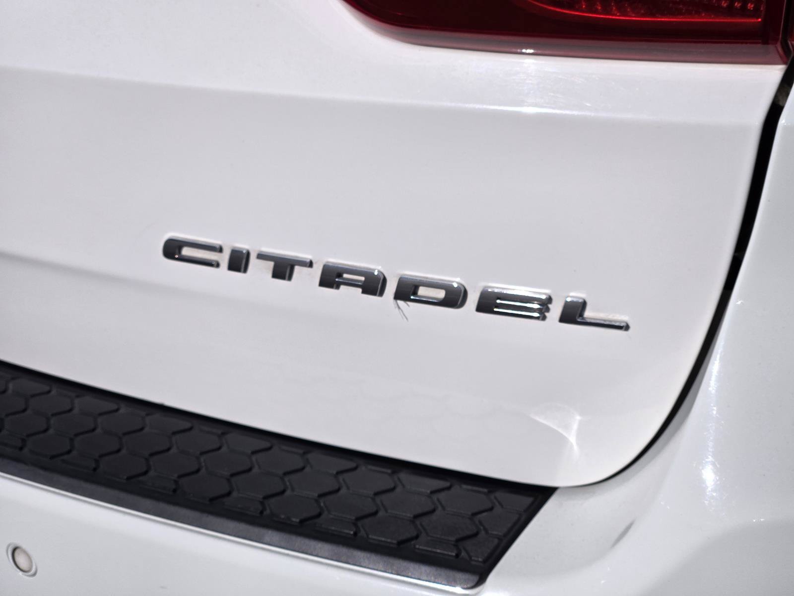 Used 2011 Dodge Durango Citadel w/ Trailer Tow Group IV RWD image 35
