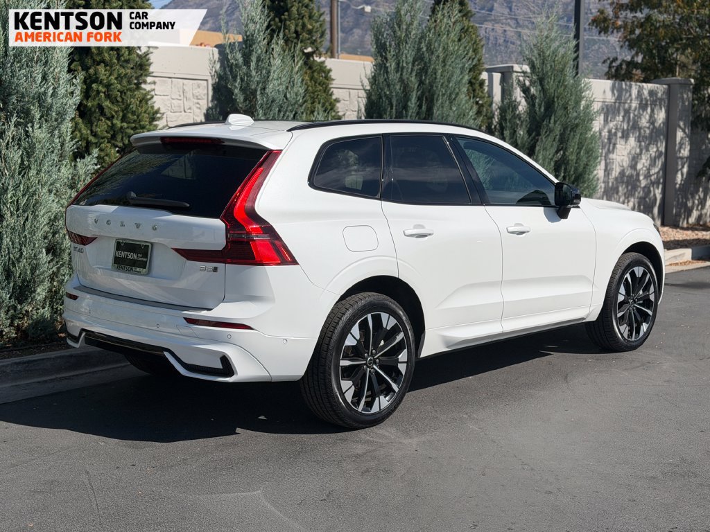 Used 2026 Volvo XC60 B5 Plus AWD/4WD image 8