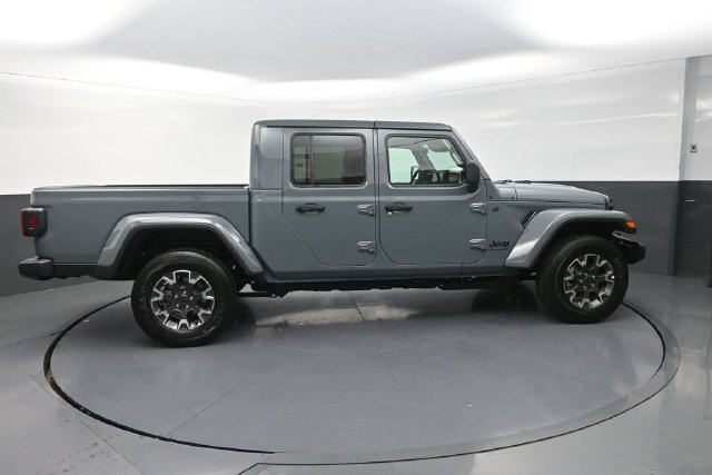 New 2026 Jeep Gladiator Sport AWD/4WD image 9