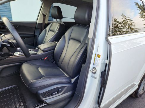 Used 2017 Audi Q7 3.0T Premium Plus image 7