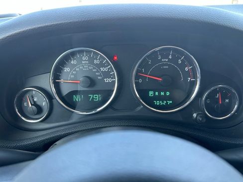 Used 2018 Jeep Wrangler Unlimited Rubicon w/ Cold Weather Group AWD/4WD image 10