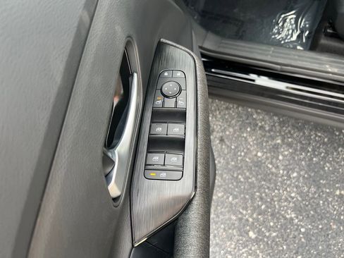 New 2026 Nissan Kicks SV image 13