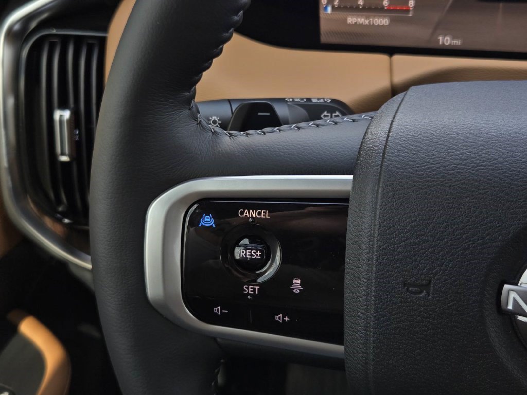 New 2026 Nissan Armada SL w/ Captain's Chari Seat Package AWD/4WD image 25
